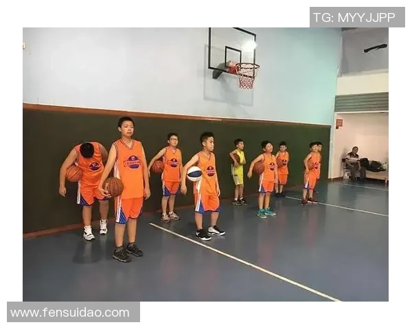 科学篮球力量训练全攻略助你提升球场表现与竞技水平 科学篮球力量训练全攻略助你提升球场表现与竞技水平