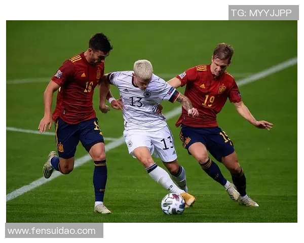 2012年欧洲杯经典对决德国队与巅峰西班牙队的传奇之战回顾 2012年欧洲杯经典对决德国队与巅峰西班牙队的传奇之战回顾