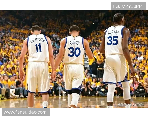 勇士与猛龙2016至2017赛季精彩对决回顾与分析 勇士与猛龙2016至2017赛季精彩对决回顾与分析