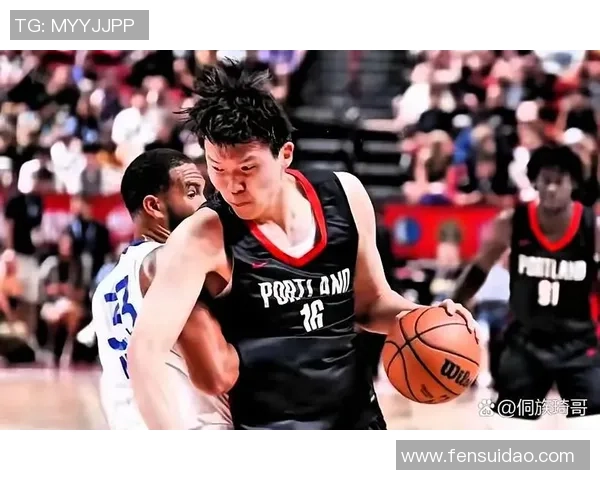 小牛队在夏季联赛中迎战太阳队展现年轻球员的潜力与激情 小牛队在夏季联赛中迎战太阳队展现年轻球员的潜力与激情